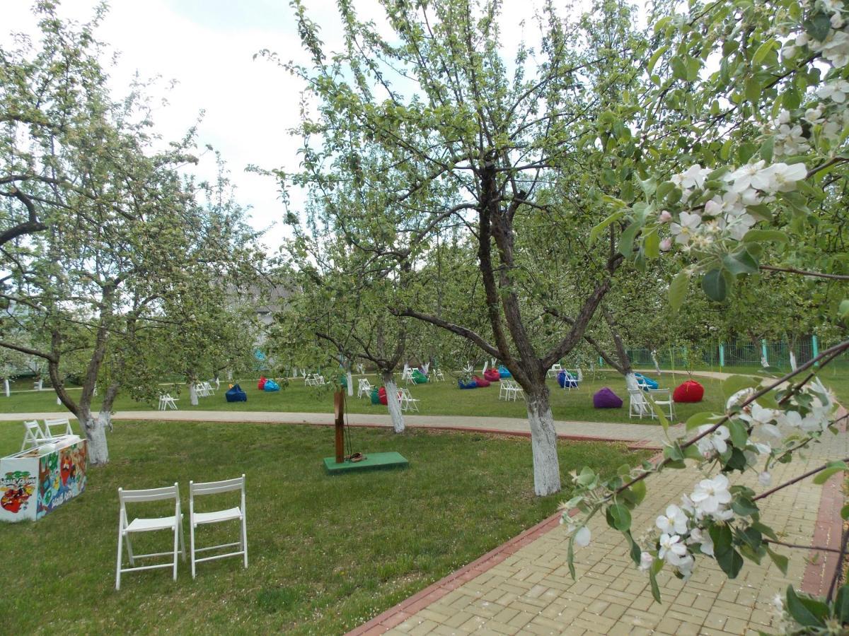 Dibrova Hotel Bila Cerkva Kültér fotó