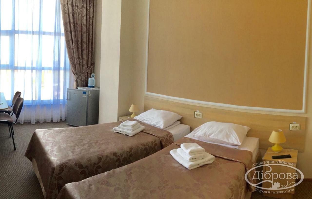 Dibrova Hotel Bila Cerkva Kültér fotó